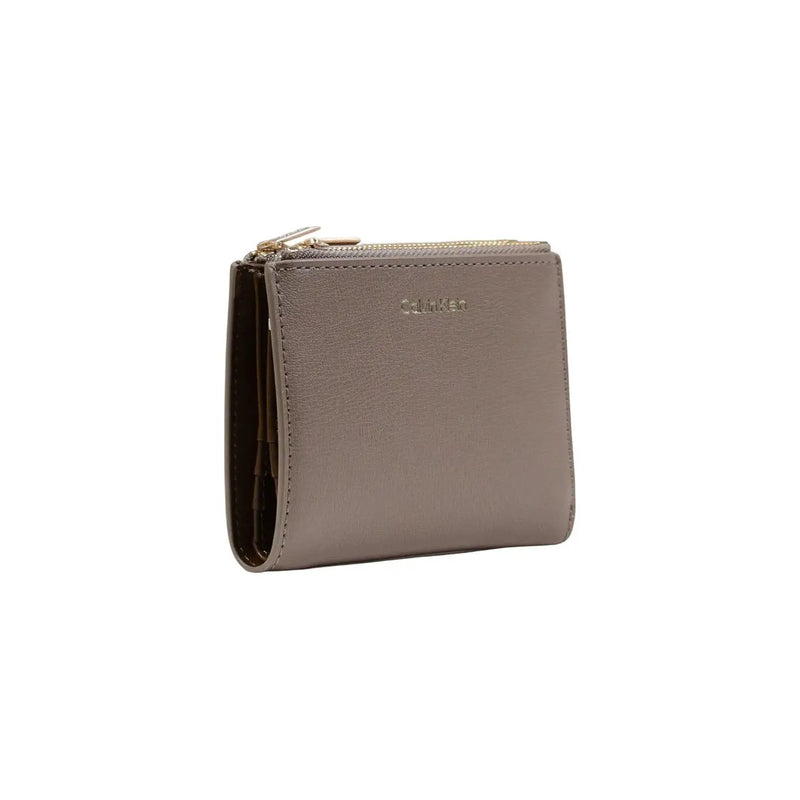 Calvin Klein women wallet in beige taupe leather with zip-around design and gold-tone zipper 11.5x7.5x2 cm