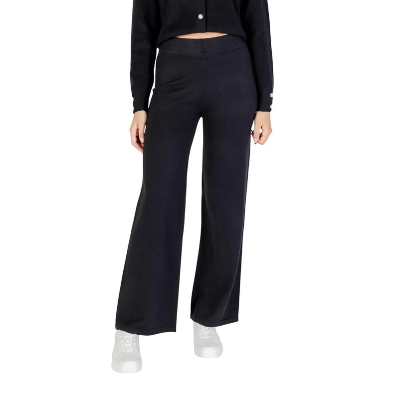 Black high-waisted wide-leg Choral women trousers in viscose blend with smooth flowing fabric for fall winter wear