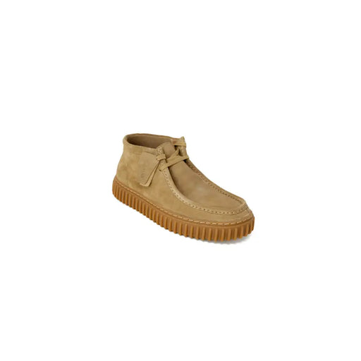 Clarks men lace ups tan suede chukka boot with ribbed gum rubber sole beige leather size 3.5