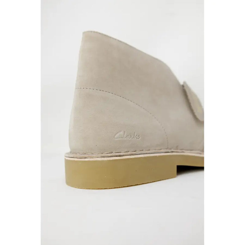 Beige suede clarks desert boot with tan rubber sole for men lace ups in size 2.5 synthetic leather grey model