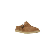 Clarks men slippers size 10 tan suede moccasin slip-on shoe with buckle strap and beige rubber sole