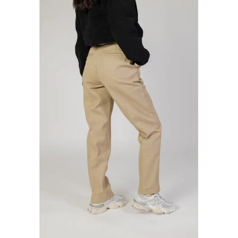 
                      
                        Dickies - Women Trousers - Clothing
                      
                    