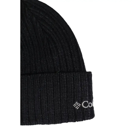 Black columbia beanie with white logo.