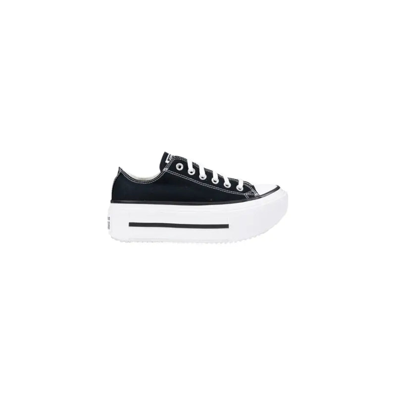 Converse women’s black plain lace platform sneakers with white laces