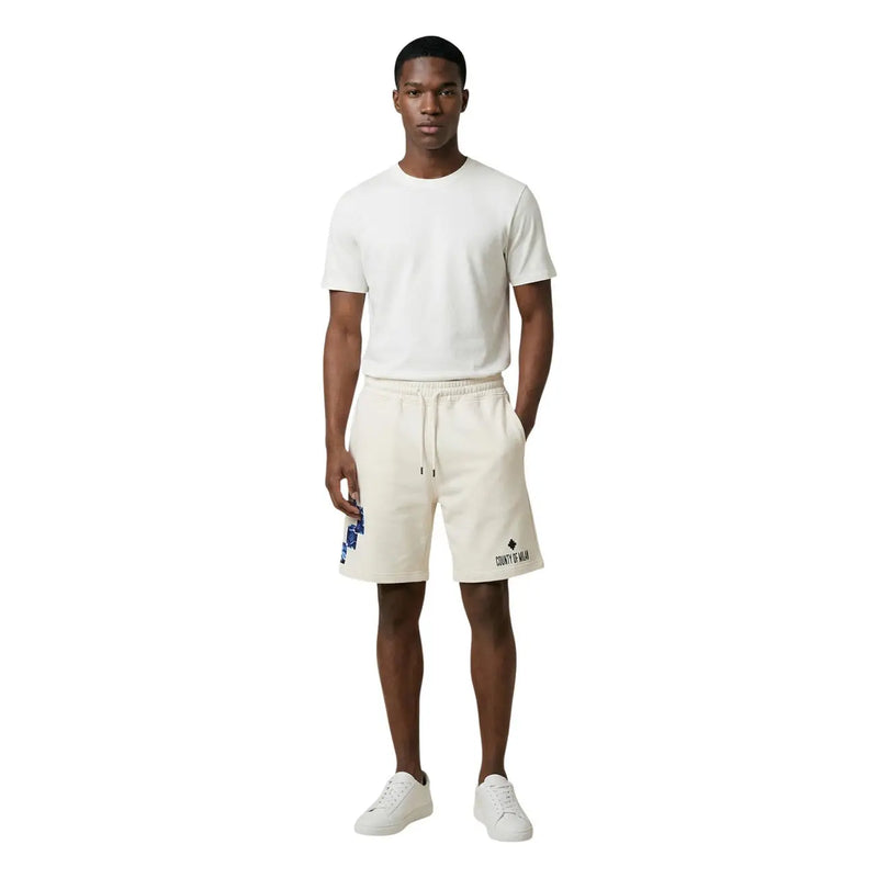 Baumwollshorts von County Of Milan für Herren in Creme mit Kordelzugbund und blauem Grafikdetail, Vorderansicht