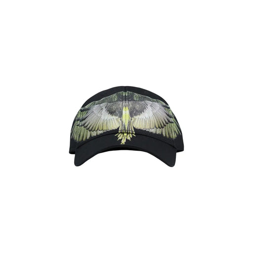 Schwarze Herrenkappe von County of Milan aus Baumwollmischgewebe mit detailliertem, farbenfrohem Adlerprint in Grau-, Weiß- und Gelbtönen.