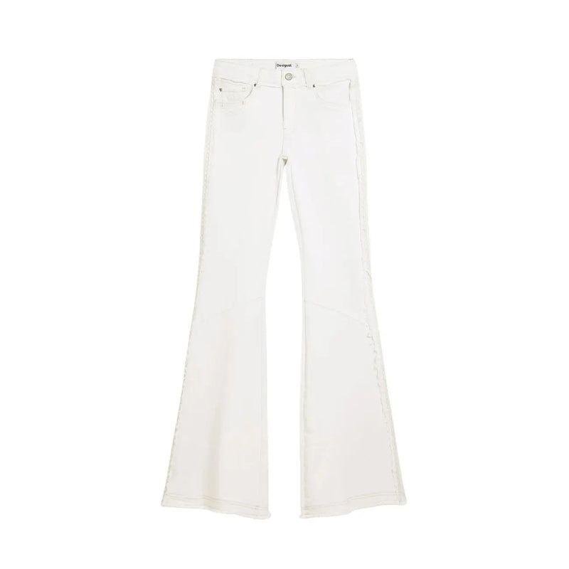 Desigual Damen-Jeans aus beigefarbener Baumwolle mit weißen Schlaghosen aus Denim, klassischem Fünf-Taschen-Design und dezenten Ziernähten