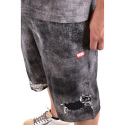 Diesel Schwarze Baumwollshorts für Herren mit Used-Look-Tie-Dye-Effekt und rotem Logo-Patch, Vorderansicht