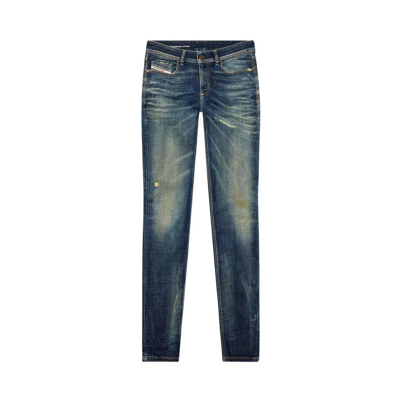 Diesel Slim-Fit-Jeans für Herren in dunkler Waschung mit dezenten Gebrauchsspuren und verwaschenen Used-Effekten, Vorderansicht