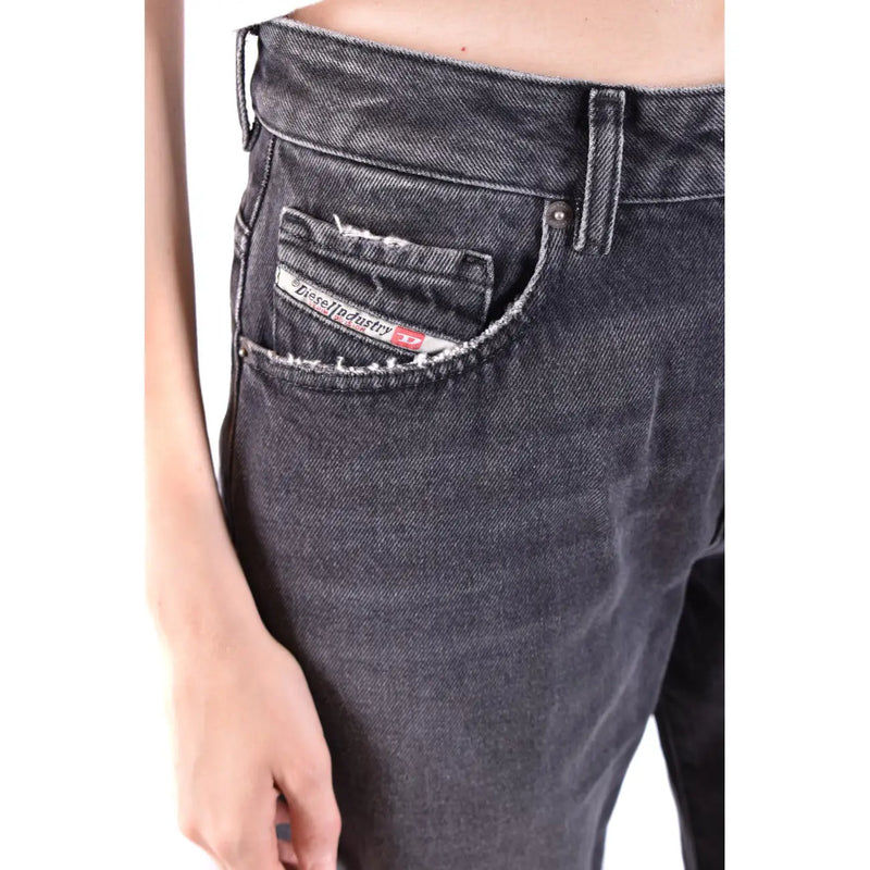 Dunkelgrauer Denim Diesel Schwarze Damen-Stretchjeans aus Baumwolle mit Used-Look-Tasche und weiß-rotem Logo-Etikett