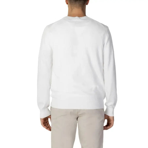 Diktat men’s white long knit sweater with smooth knit texture and long sleeves in a crewneck design