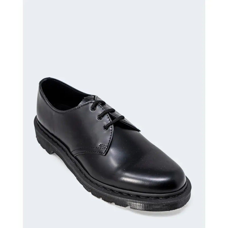 Dr martens men lace up shoes in black leather size 3 showing the back side of the shoe