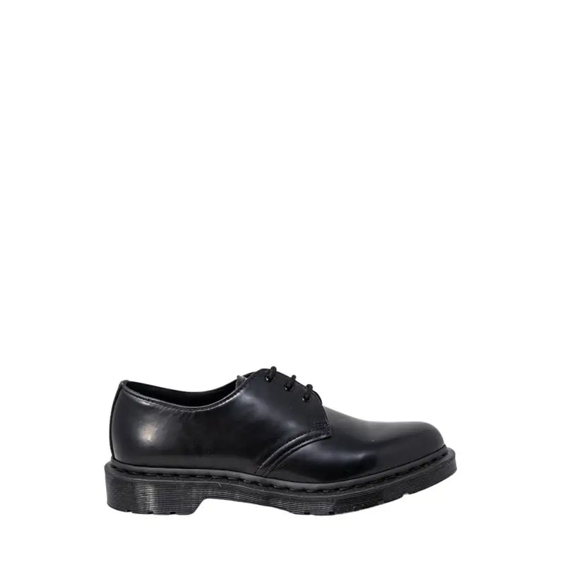 Black leather dr martens men lace up shoes size 3 showing the back side of the shoe