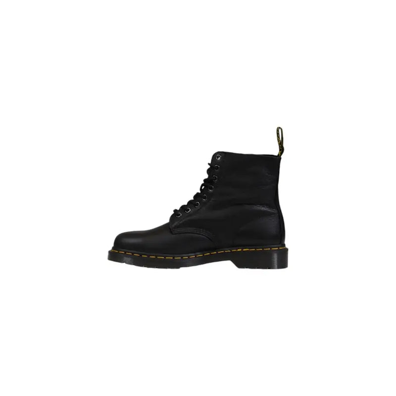 Dr martens men leather lace up boots in black showing black leather upper and durable sole from the back side