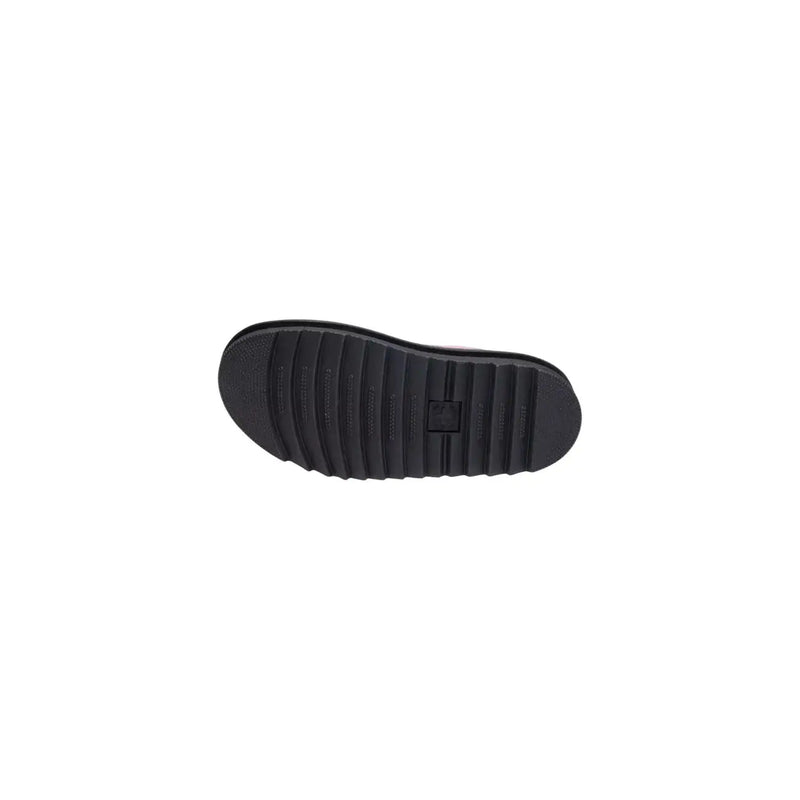 Black rubber sole with textured ribbed pattern and small logo on pink leather dr martens women sandals voss ii buckle