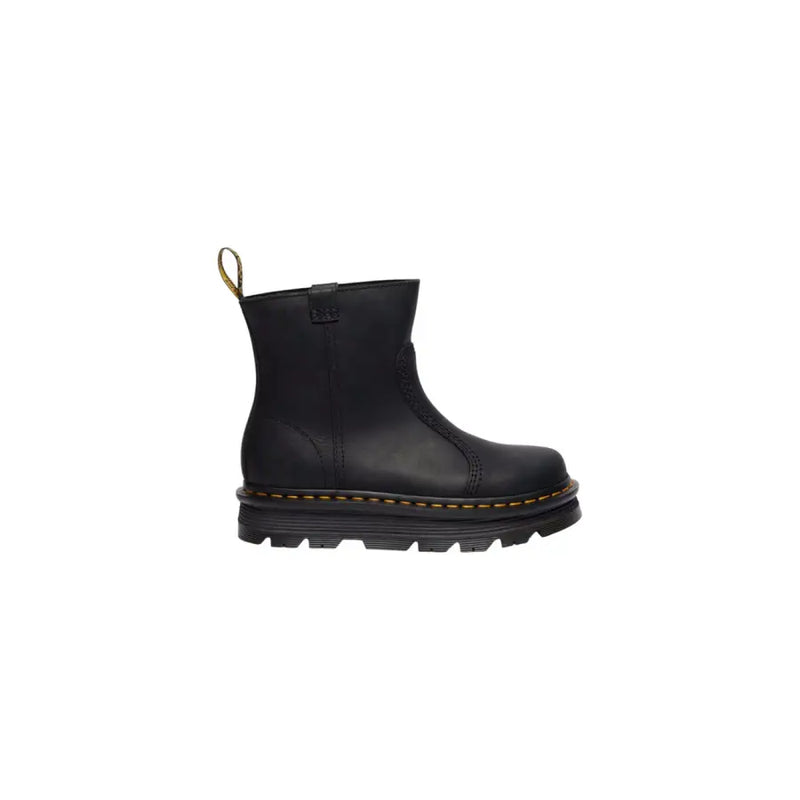 Black leather ankle boots for women by dr martens showing the back side of the footwear