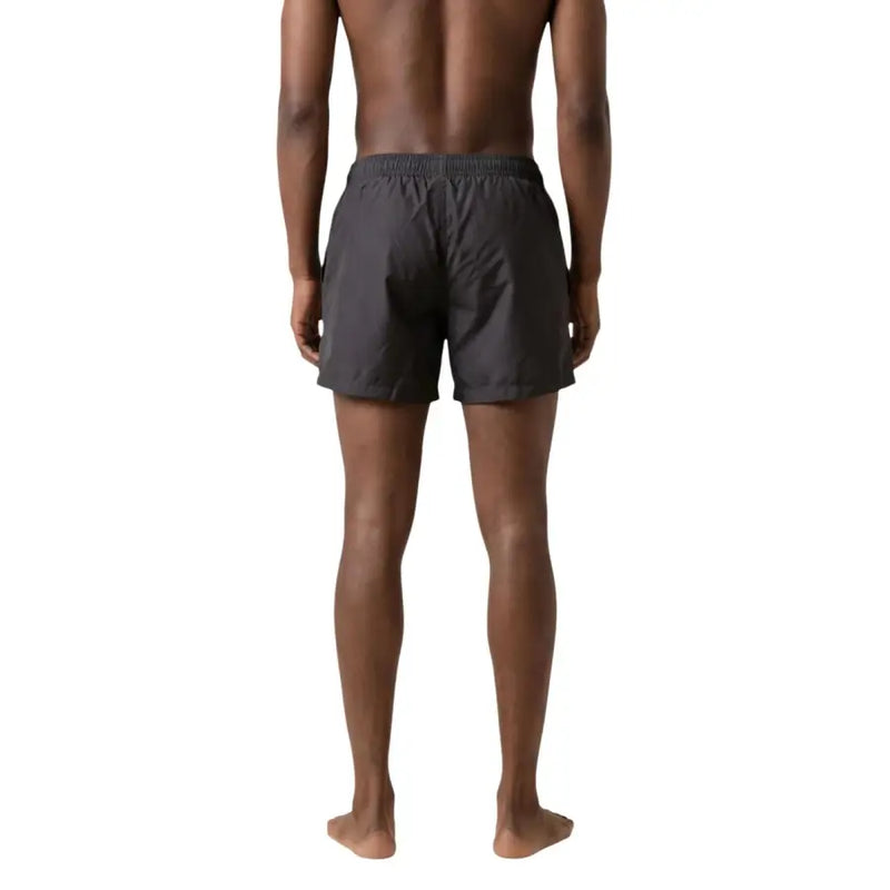 Dunkelgraue, leichte EA7 Herren-Badehose mit elastischem Bund und Polyestertaschen für bequemen Tragekomfort