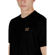 Schwarze EA7 Emporio Armani Herrenjacke t-shirt mit einem kleinen goldenen Logo auf der Brust für Freizeit- und Sportbekleidung