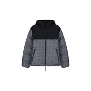 EA7 Steppjacke für Herren in Schwarz und Grau mit sich wiederholendem EA7-Logo-Muster, Vorderansicht