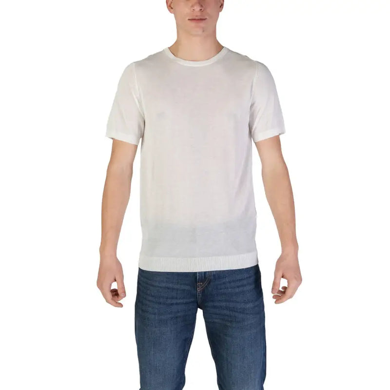White short-sleeved crew neck viscose t-shirt with ribbed hem from fashion brand men polo collection