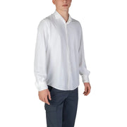 A crisp white long-sleeved dress shirt with classic collar and button-down front from Fashion Brand men shirt