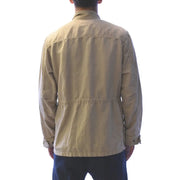 Beigefarbener Blazer aus Baumwoll-Leinen-Mischgewebe von Fay mit lässiger Passform und dezenten Ziernähten für Herren, kombiniert mit einem Rollkragenpullover
