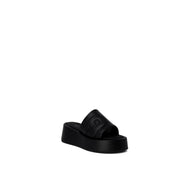 Furla women’s black leather platform slide sandal with glossy finish and embossed logo on the strap size 6