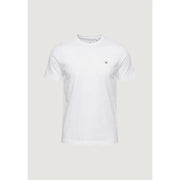 T-shirt homme Gant blanc, col rond, manches courtes, 100 % coton, avec petit logo brodé sur la poitrine gauche.
