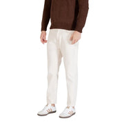 Cream-colored slim-fit gianni lupo men jeans made of white cotton denim with subtle stitching details and a modern cut
