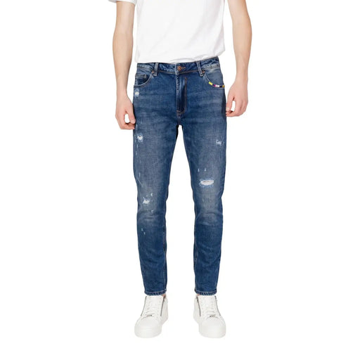 Gianni Lupo Slim-Fit-Jeans von BRUCE für Herren aus blauem Denim mit Used-Look und farbigem Markenetikett, Rückansicht