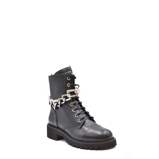 Schwarze Leder-Ankle-Boots von Giuseppe Zanotti mit silbernen Kettengliedern am Knöchel und seitlichem Reißverschluss