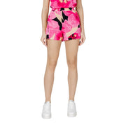 Green floral viscose high-waisted shorts with pockets, vibrant pink back view