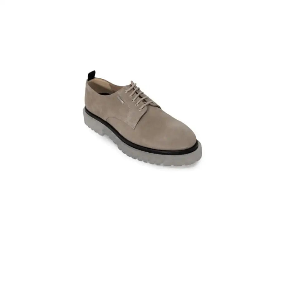 Antony Morato men lace ups shoes featuring a grey shoe with a black sole.