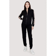 Guess Active women’s black zip sweatshirt with white and pink patterned stripes made of 100 percent cotton