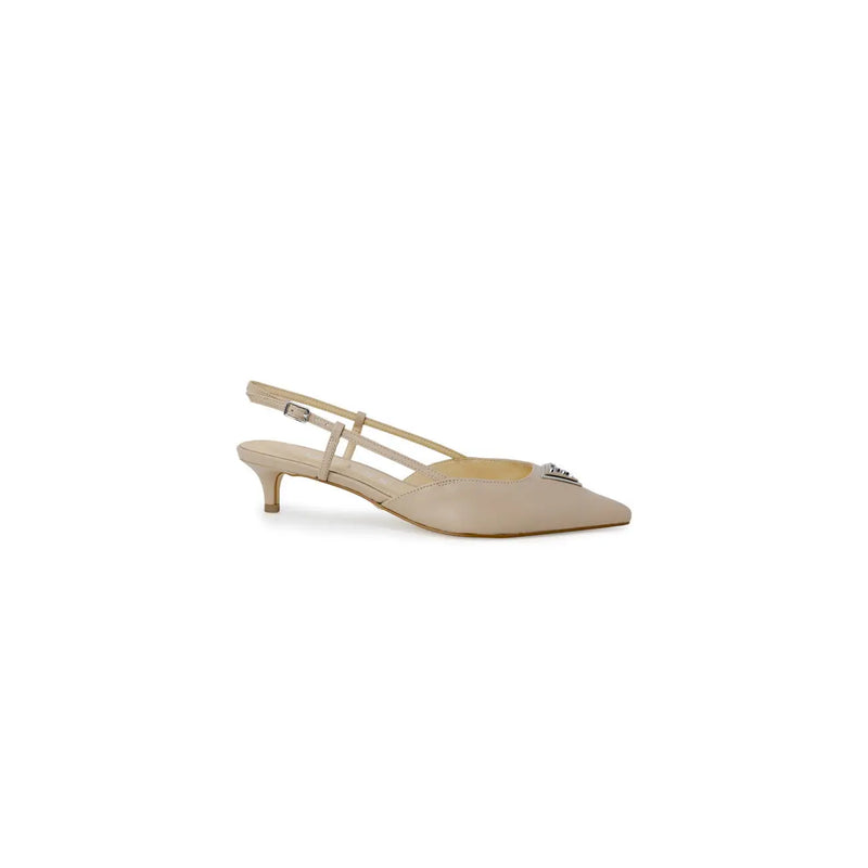 Guess beige leather pointed toe slingback pump with delicate ankle strap and small metallic bow embellishment size 4