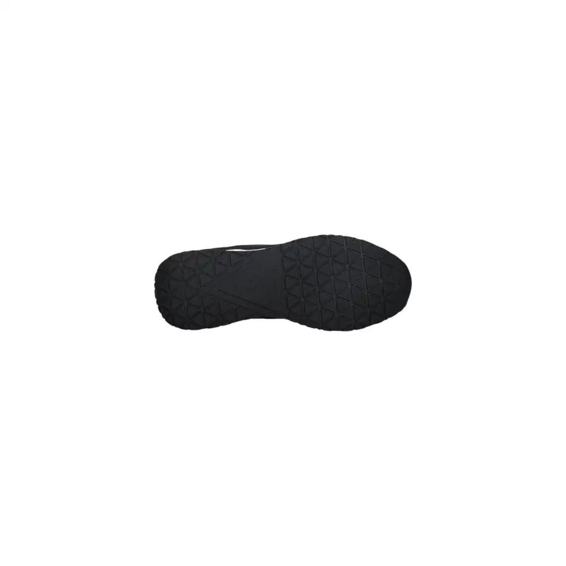 Black rubber sole with geometric tread pattern of guess men black sporty slip on sneakers fmfari fal12