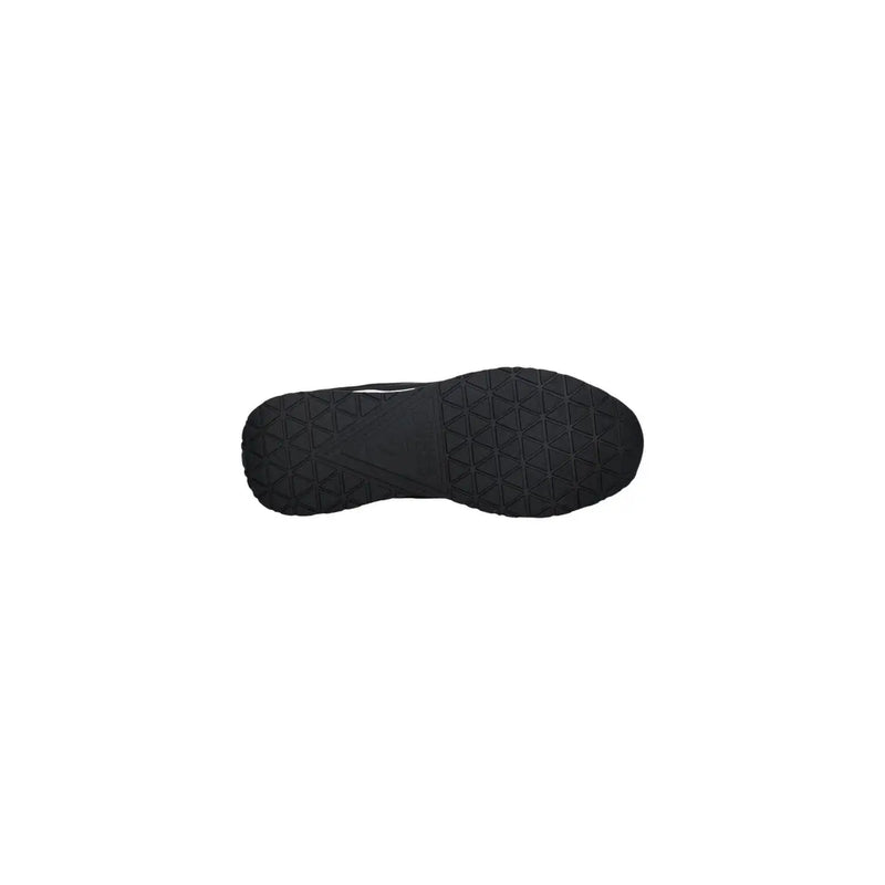 Black rubber sole with geometric tread pattern of guess men black sporty slip on sneakers fmfari fal12