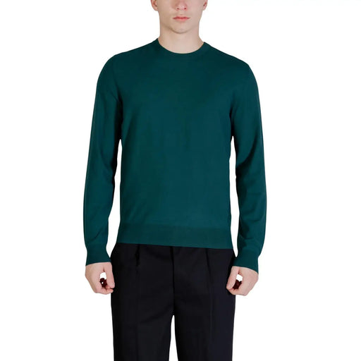 Dark green long-sleeved crewneck sweater made of viscose blend knitwear by Guess for men