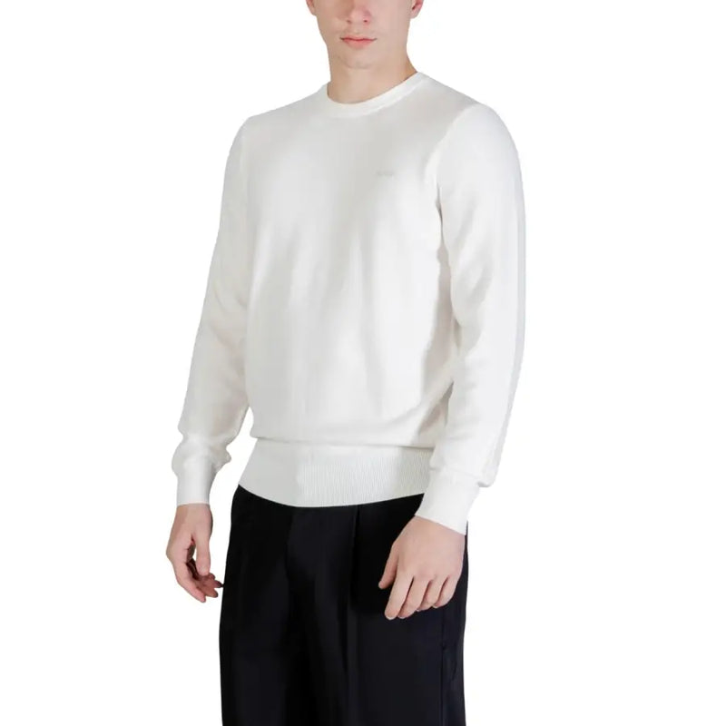 Guess men knitwear Karim beige round neck sweater in white with ribbed cuffs and hem for casual wear