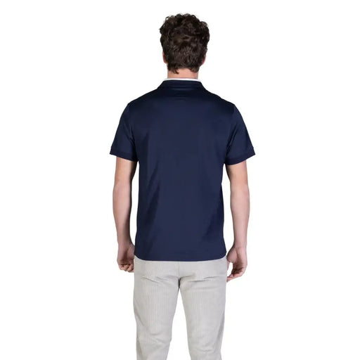 Navy blue Guess men polo shirt with white collar made of cotton short sleeve perfect for casual wear