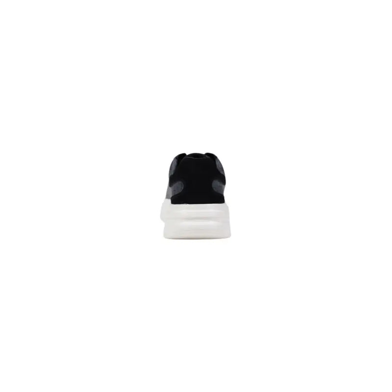 Black suede Guess men sneaker with white chunky sole from Elba fall winter collection