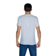 Light blue cotton t-shirt with crew neck and short sleeves for men by Guess titled white round neck t-shirt product
