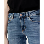 Guess women blue medium-wash denim jeans with classic five-pocket design and copper-toned button from fall winter collection