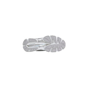 Silver-toned sole of guess women white polyester lace up sneakers with textured segmented design and visible branding