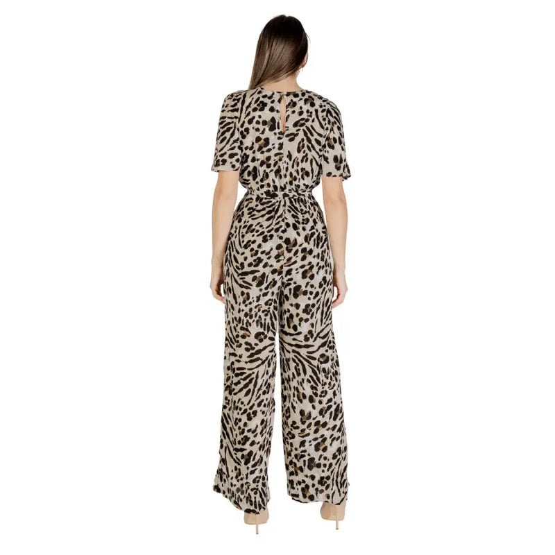 Ichi Beigefarbener Leoparden-Jumpsuit aus Viskose mit kurzen Ärmeln, Rückansicht