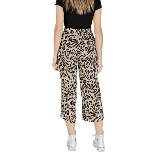 Ichi women beige leopard and zebra print viscose cropped wide-leg trousers for spring summer wear
