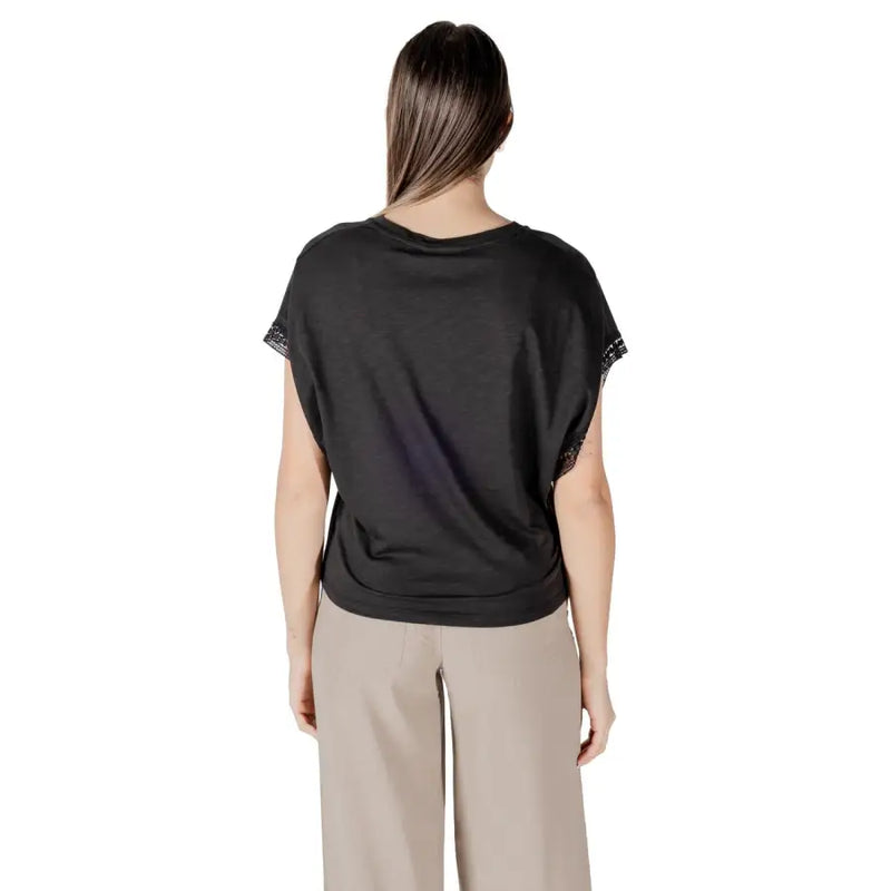 Ichi women black cotton v neck blouse with short sleeves and delicate lace trim at the cuffs