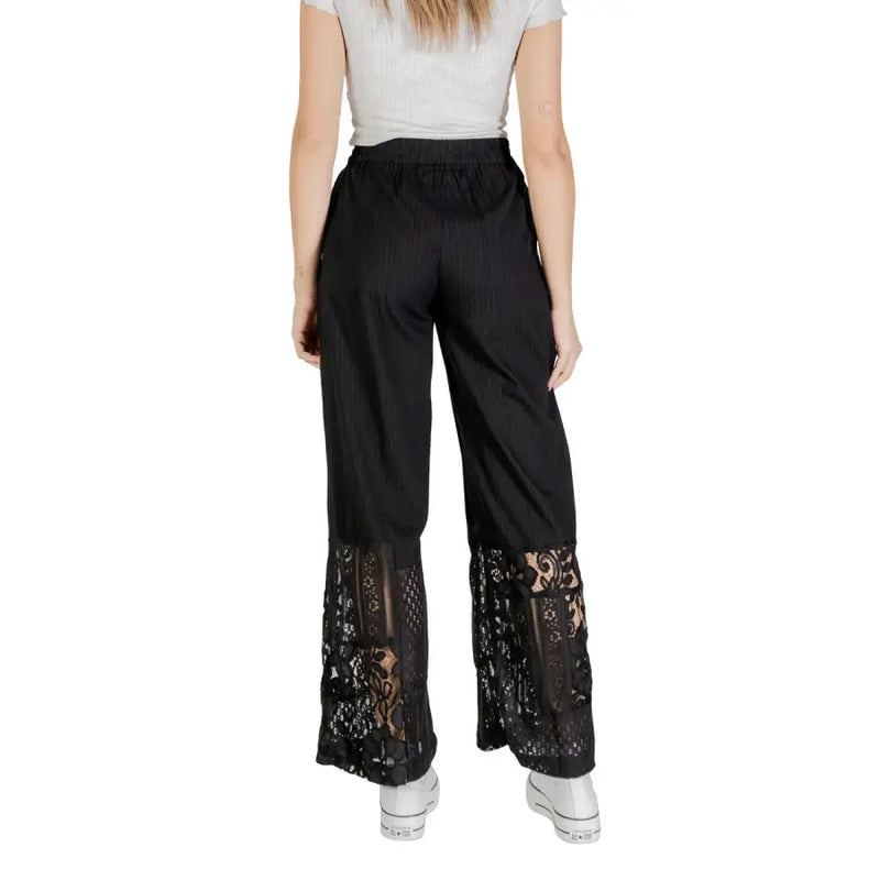 Ichi Women Pantalon en coton viscose noir