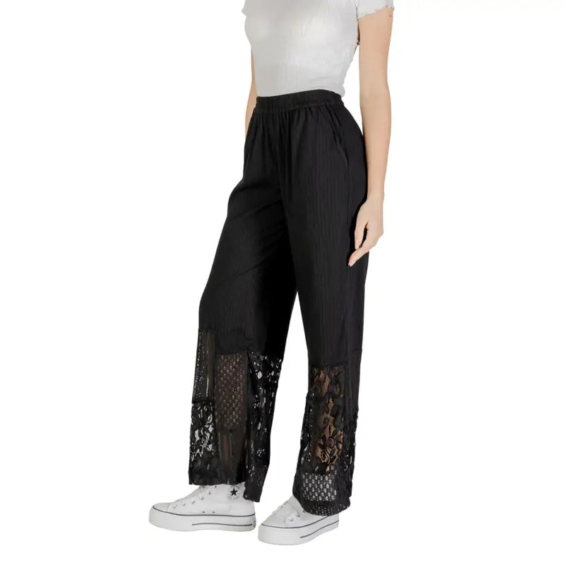 Ichi Women Pantalon en coton viscose noir