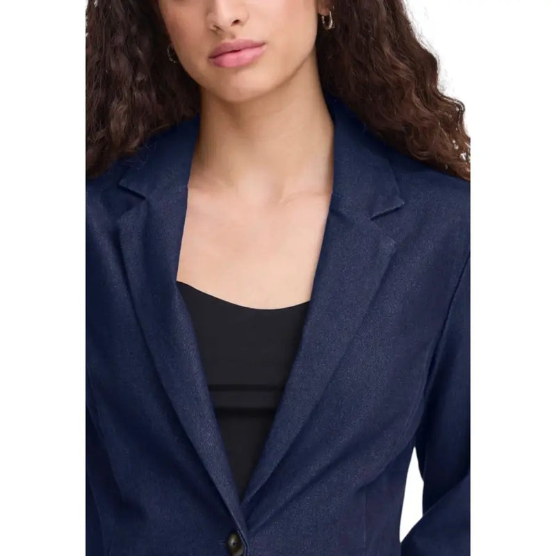 Ichi women blue cotton blend blazer with navy blue textured fabric notched lapels and single button closure